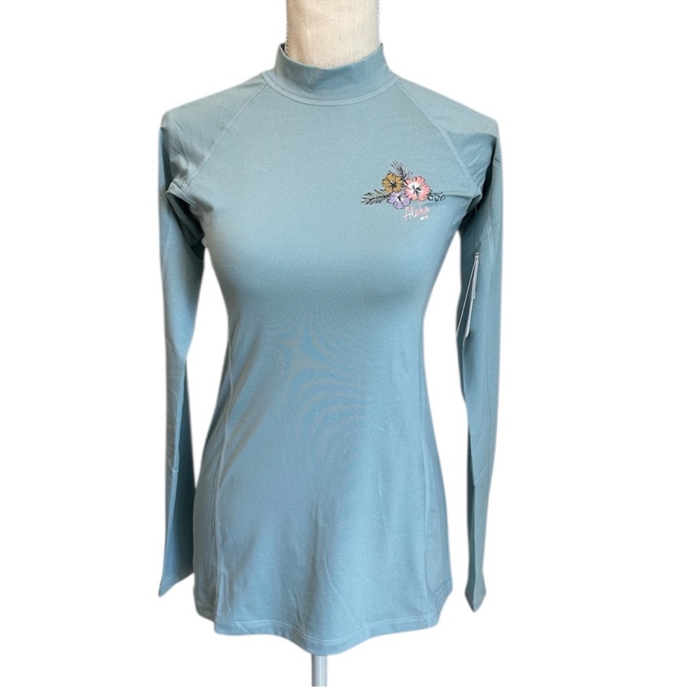 Rip Curl Rash Guard Standard Aloha Relaxed Long Sleeve NWT Women’s Size Medium